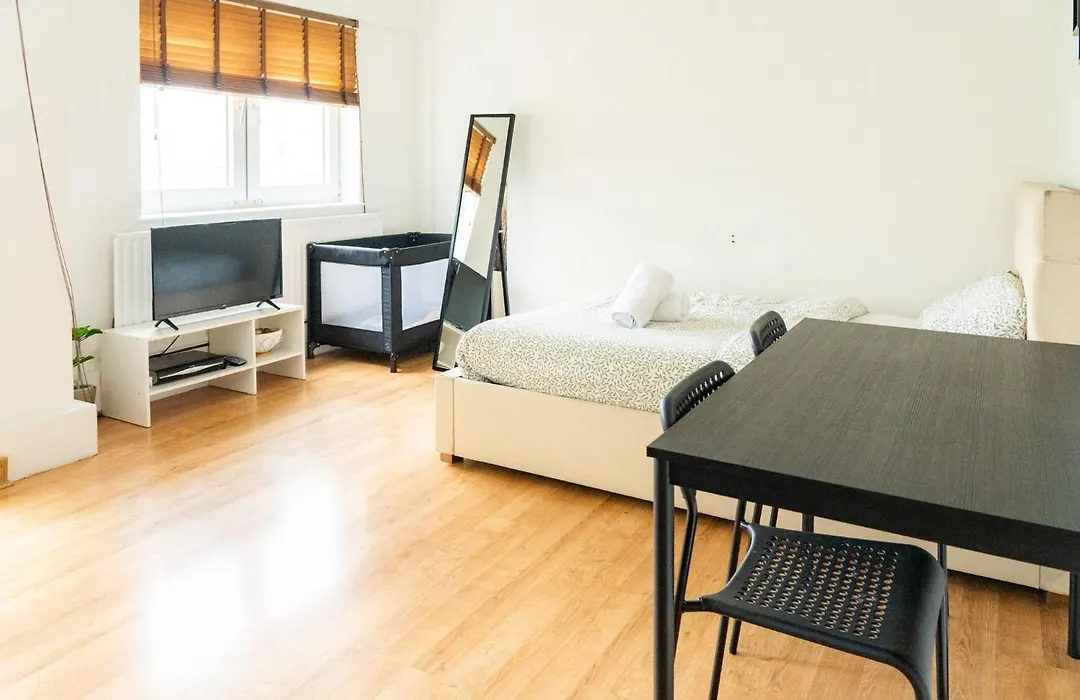 Central London Rooms Ec1V-1
