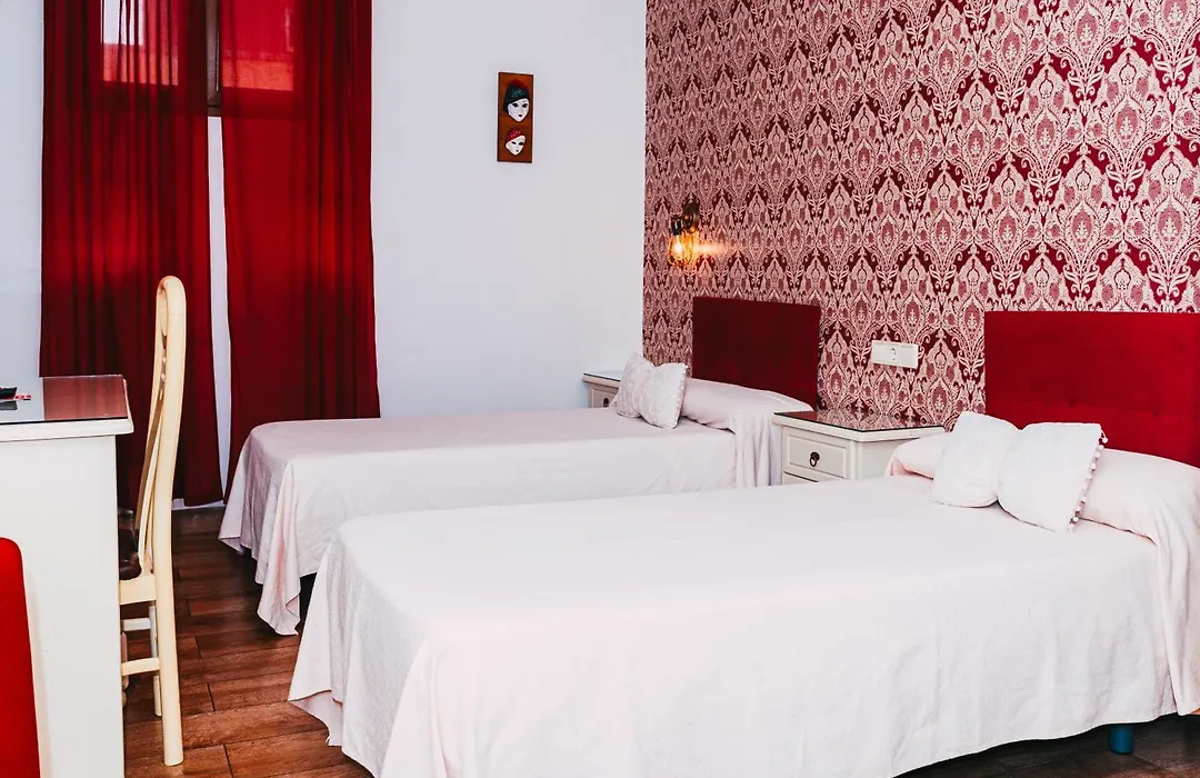 Hostal Mont Royal-1