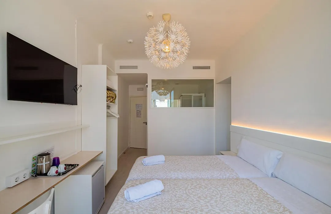 Hostal Marina Cadaques-1