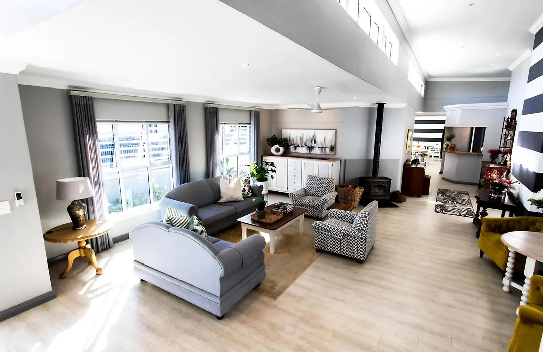 Whale Coast Ocean Villa-1