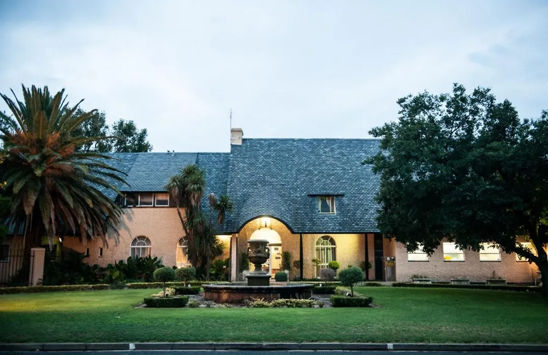 Scott'S Manor Guesthouse Function And Conference Venue-1