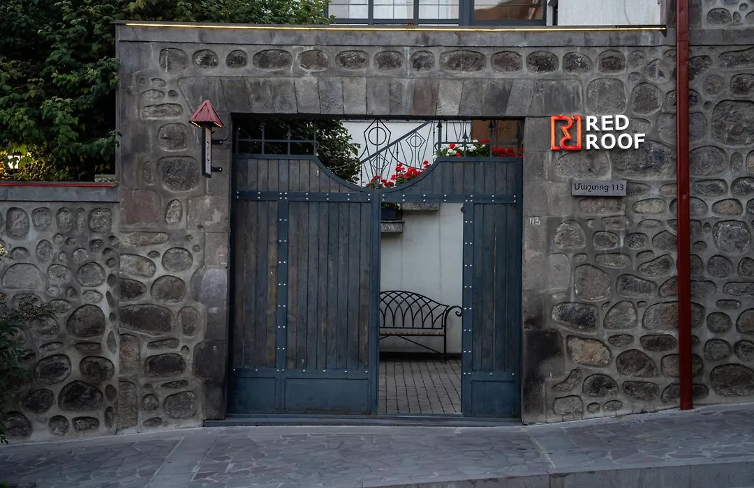 Redroof Goris Boutique Hotel-1