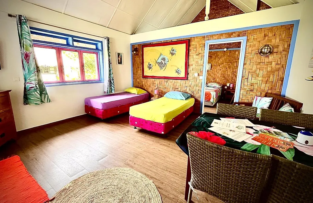 Linareva Moorea Beach Resort-1