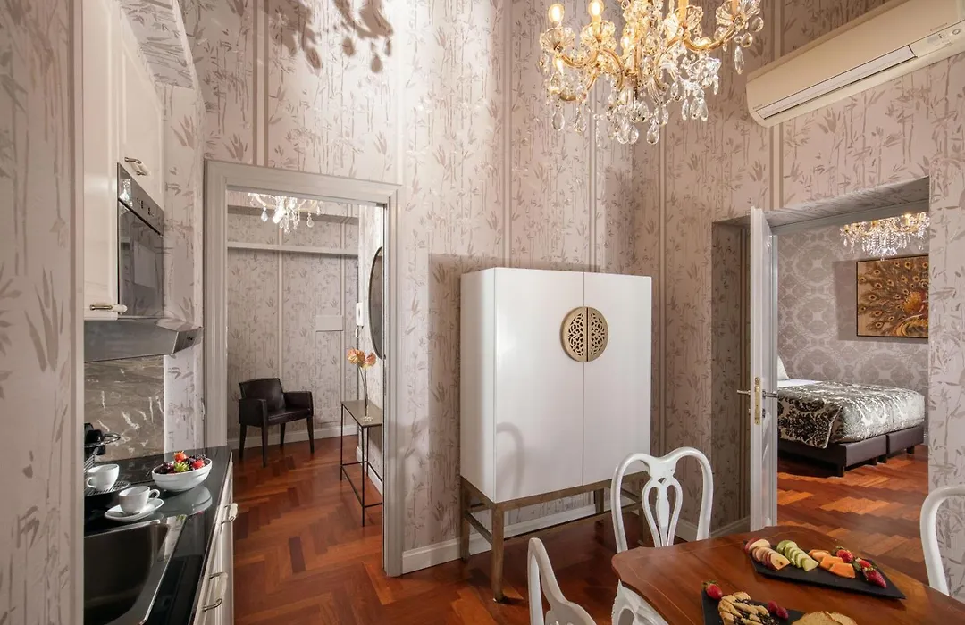 The Inn At The Spanish Steps Luxury Collection - Bocca Di Leone 63 Luxury Suites-1