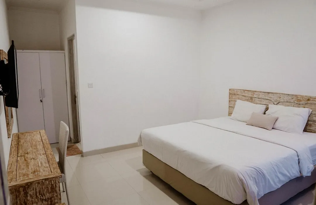 Berawa Dini Guesthouse-1