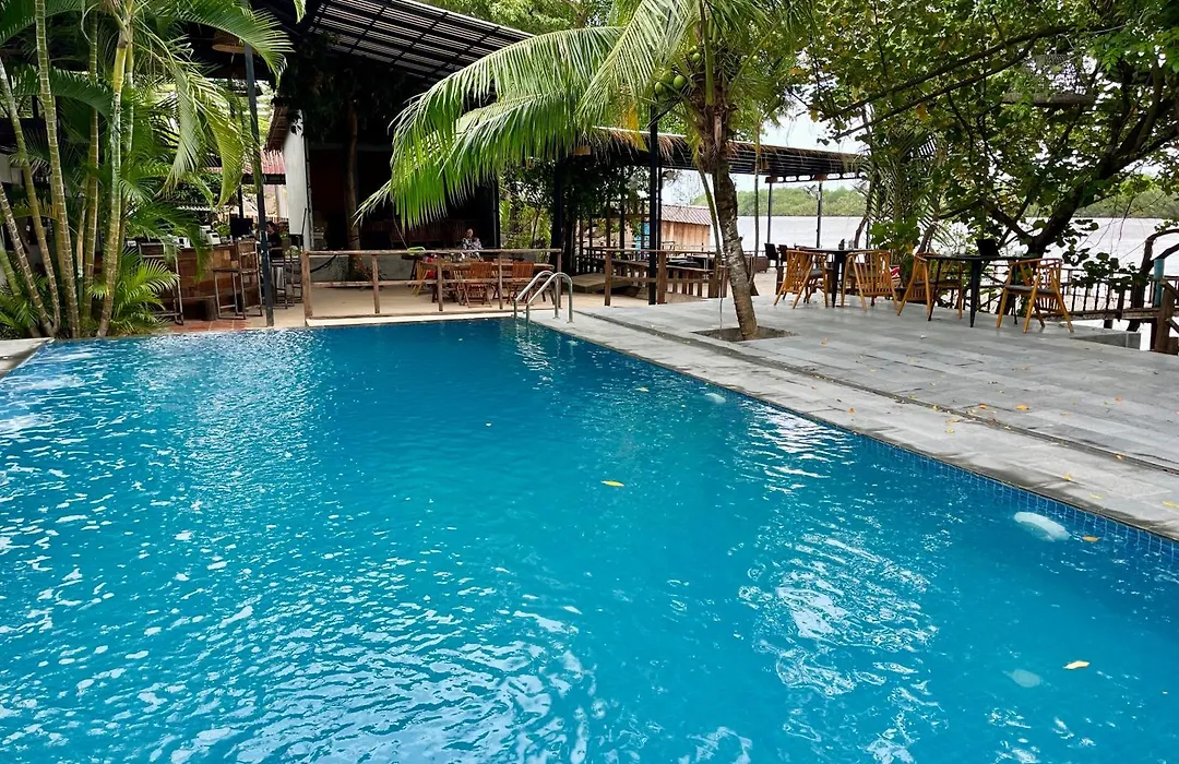 River Nest Hostel-1