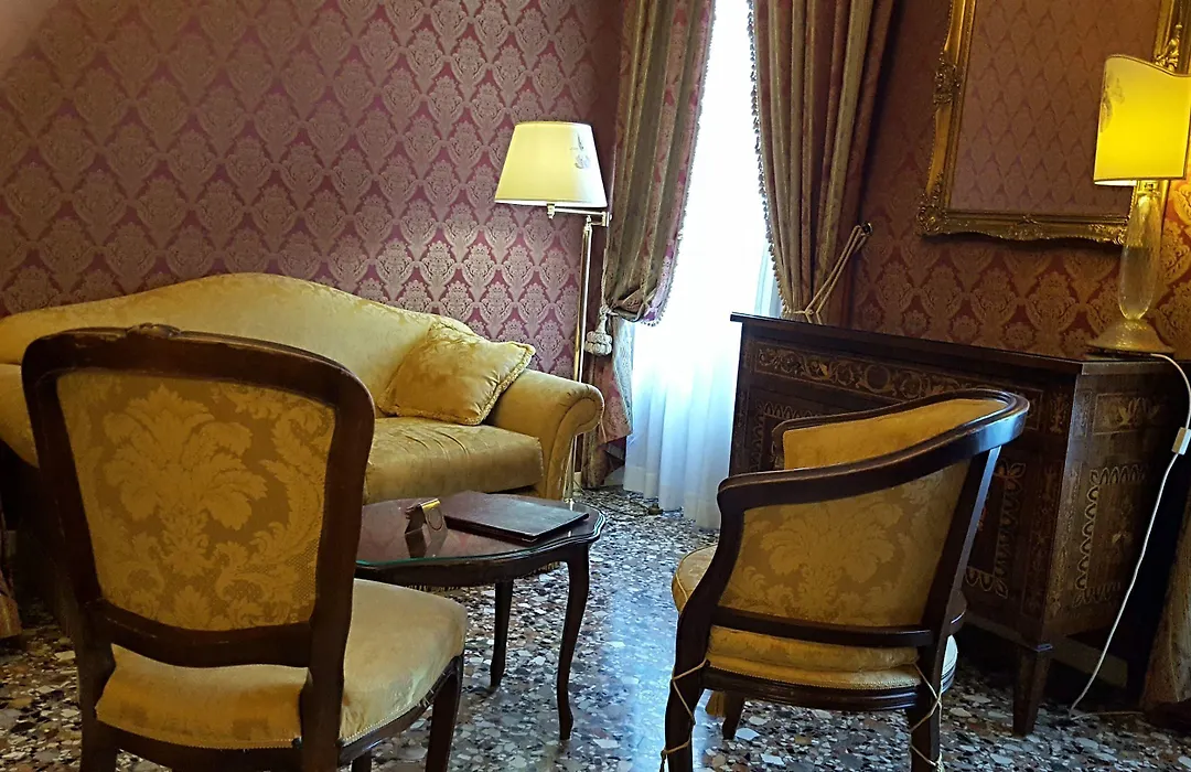 Casa Pisani Canal-1