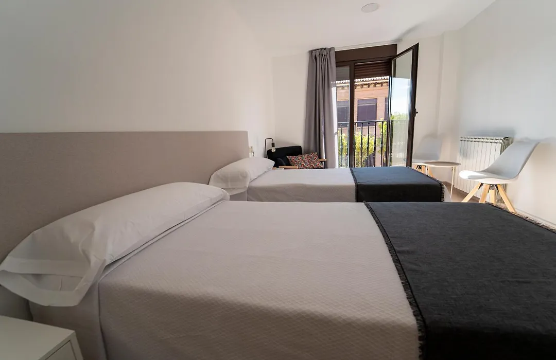 Olmedo Hostal Plaza-1