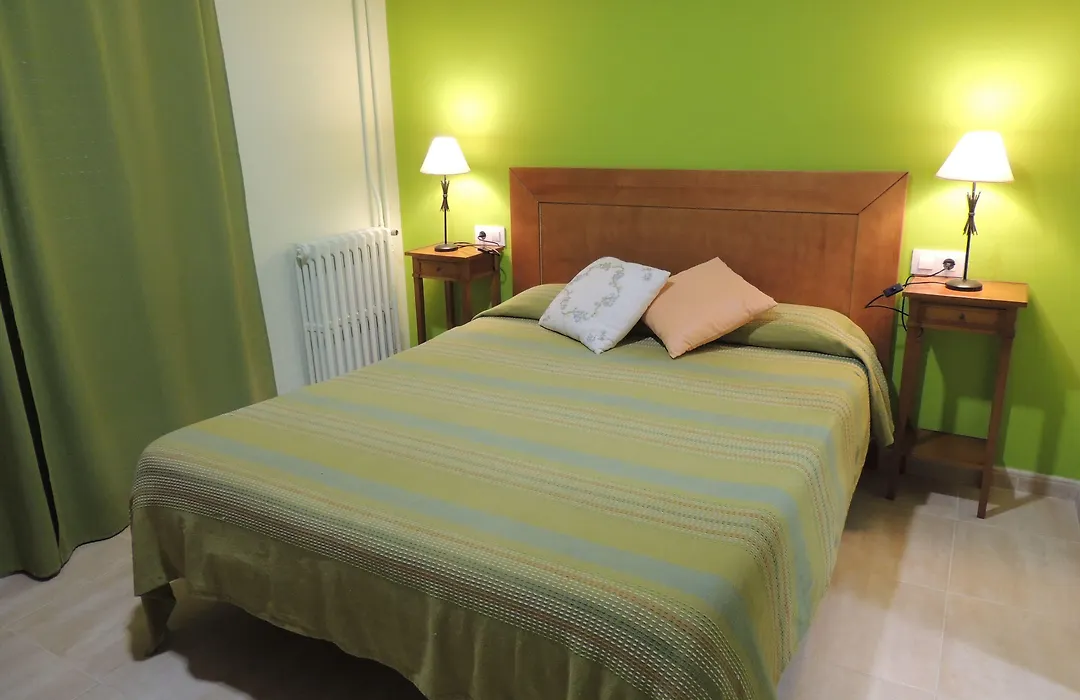 Hostal Can Massot-1