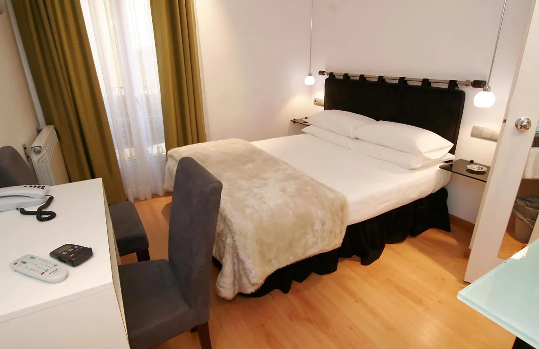 Hostal Santo Domingo-1