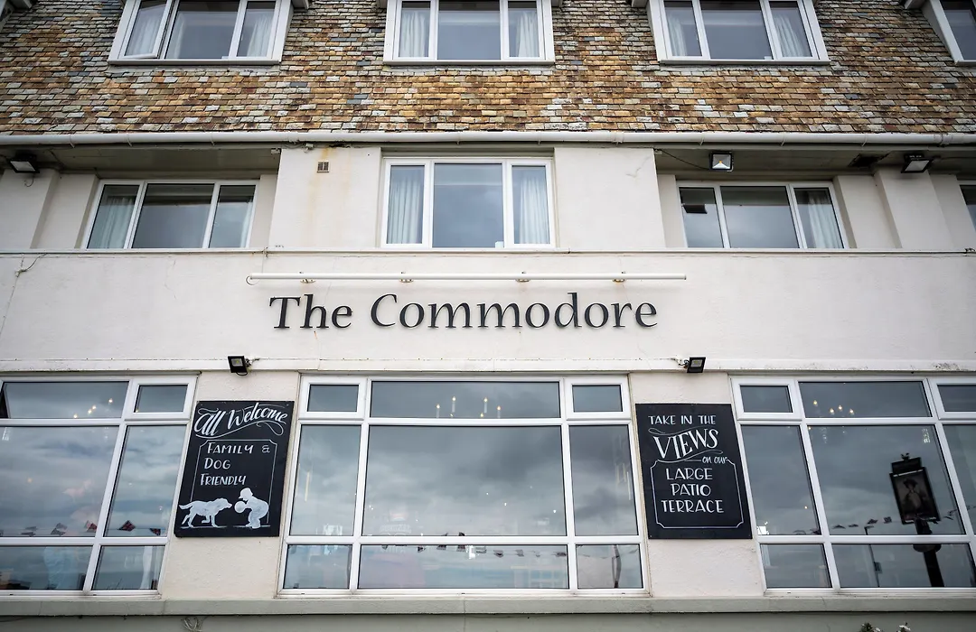 Commodore Hotel By Greene King Inns-1