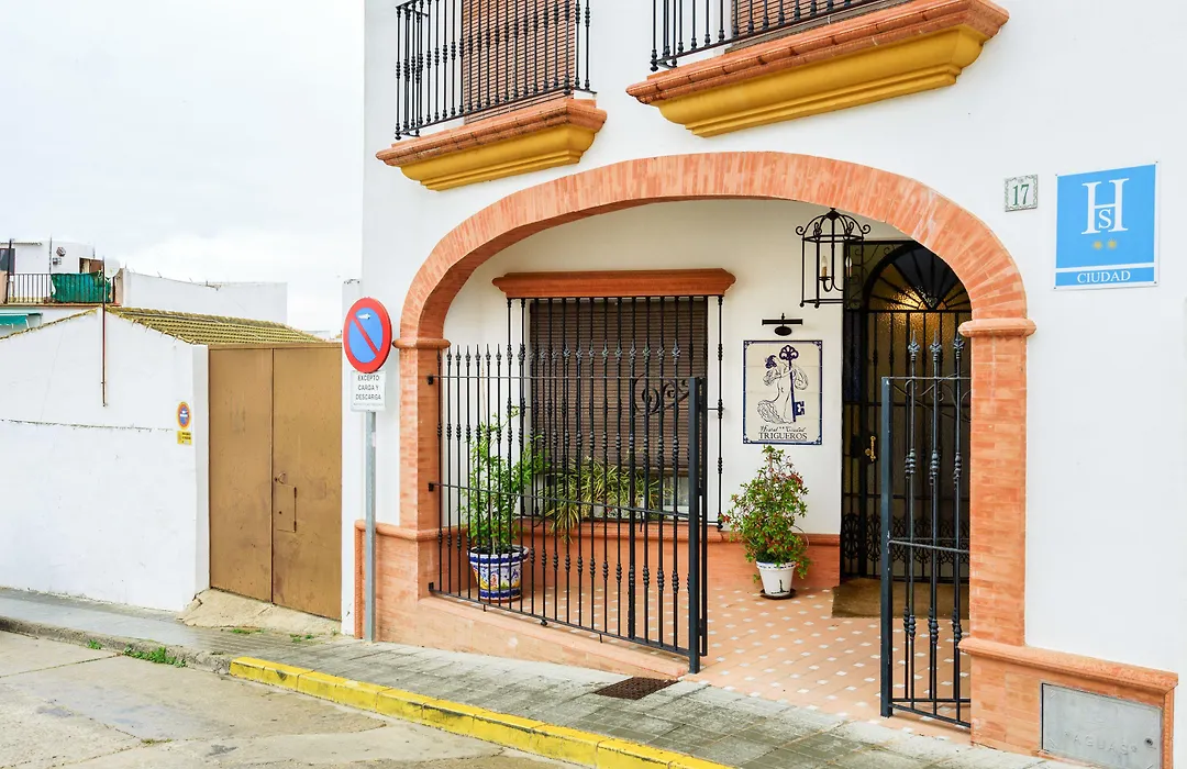 Hostal Ciudad Trigueros-1