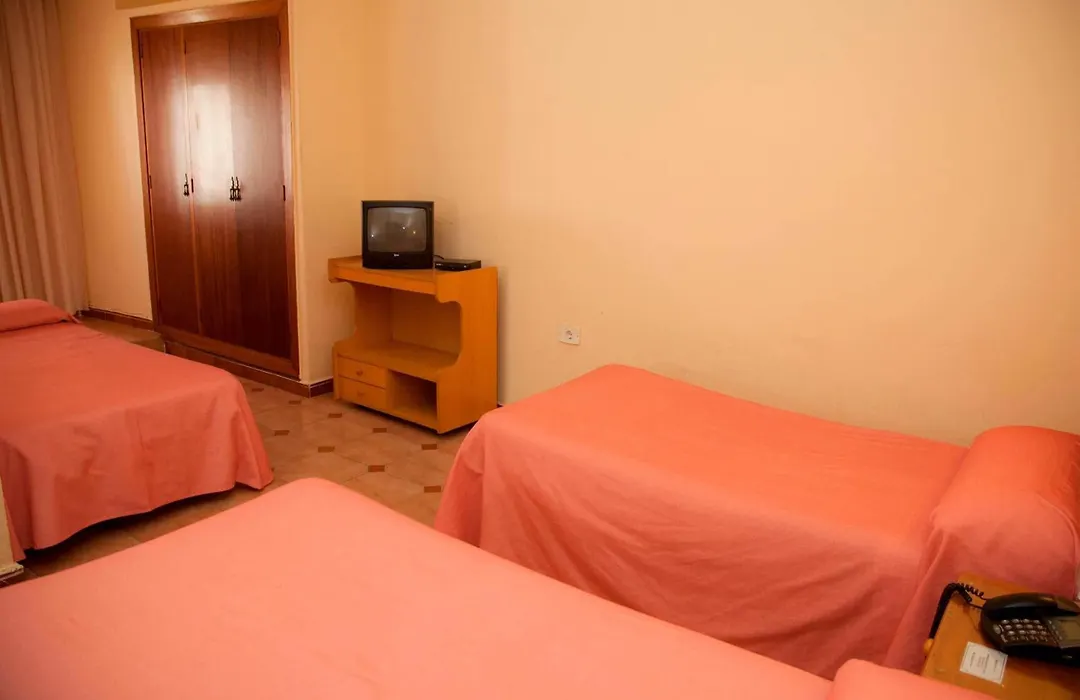 Hostal Paris-1
