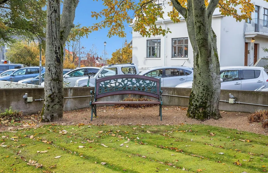 Freyja Guesthouse & Suites-1