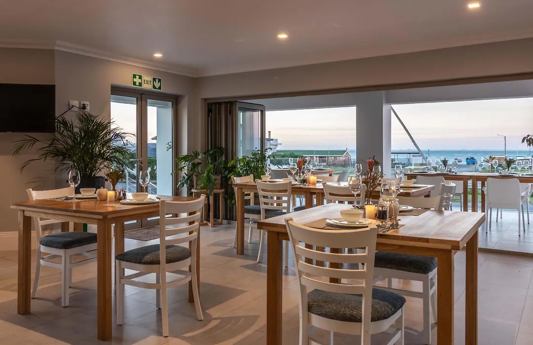 Oceans Guest House & Luxurious Apartments-1