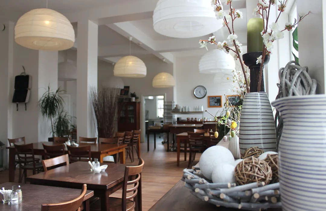 Guesthouse Eleven Hotel-1