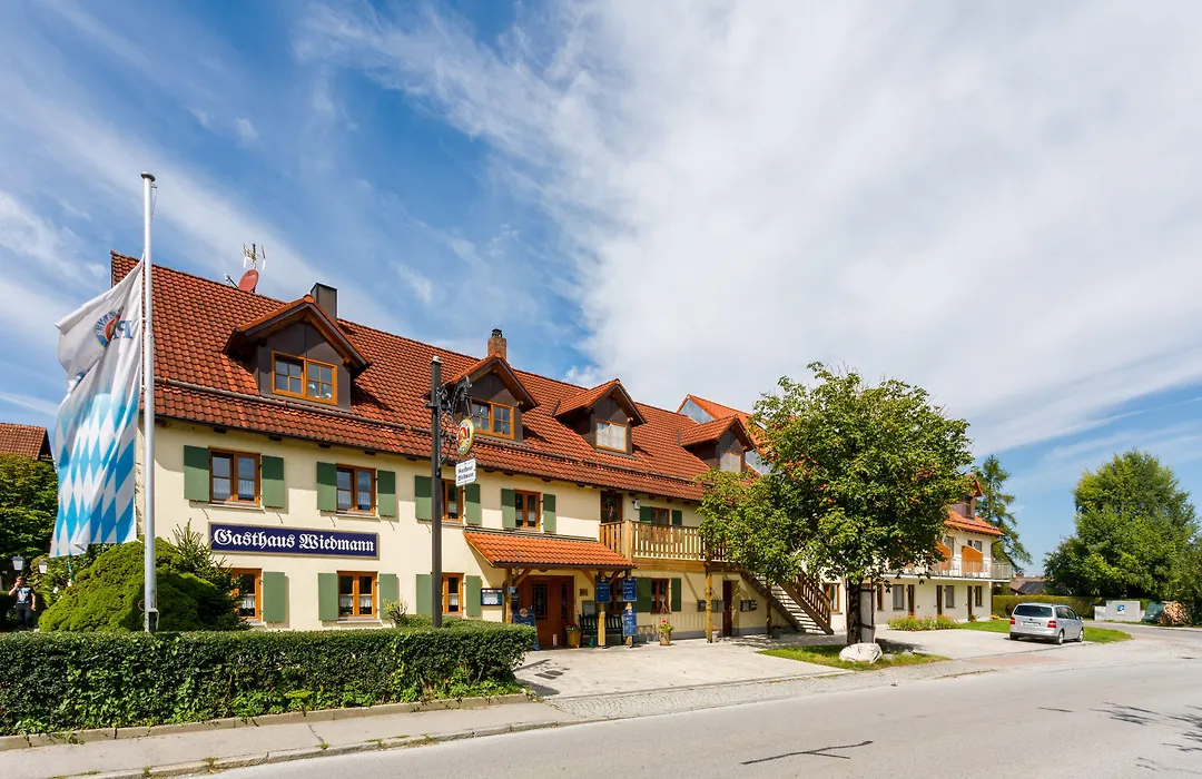 Gasthaus und Landhotel Wiedmann-1