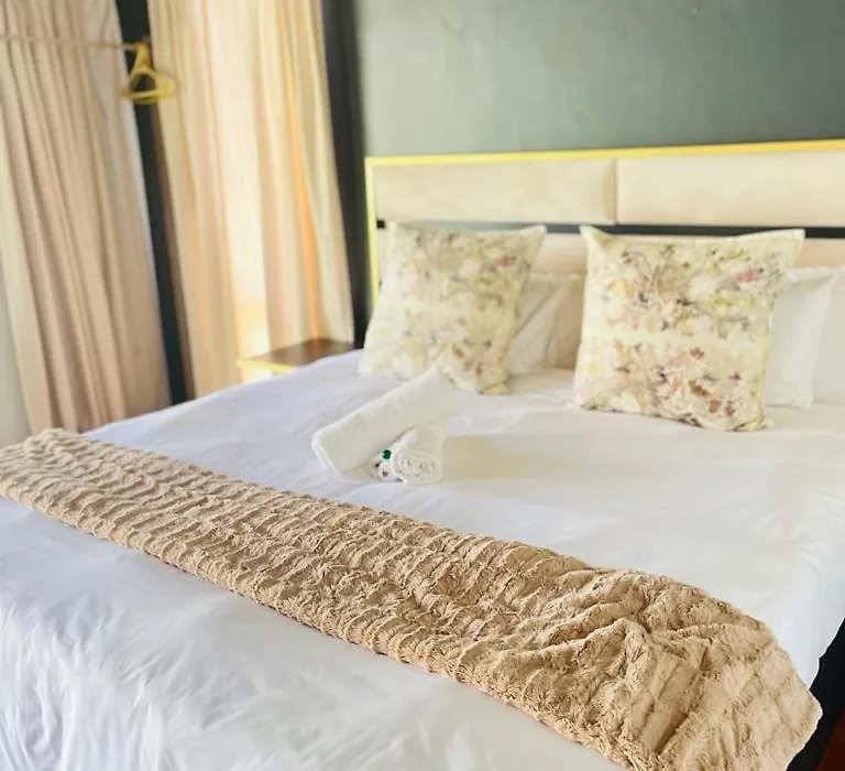 Amanzi Lodge-1