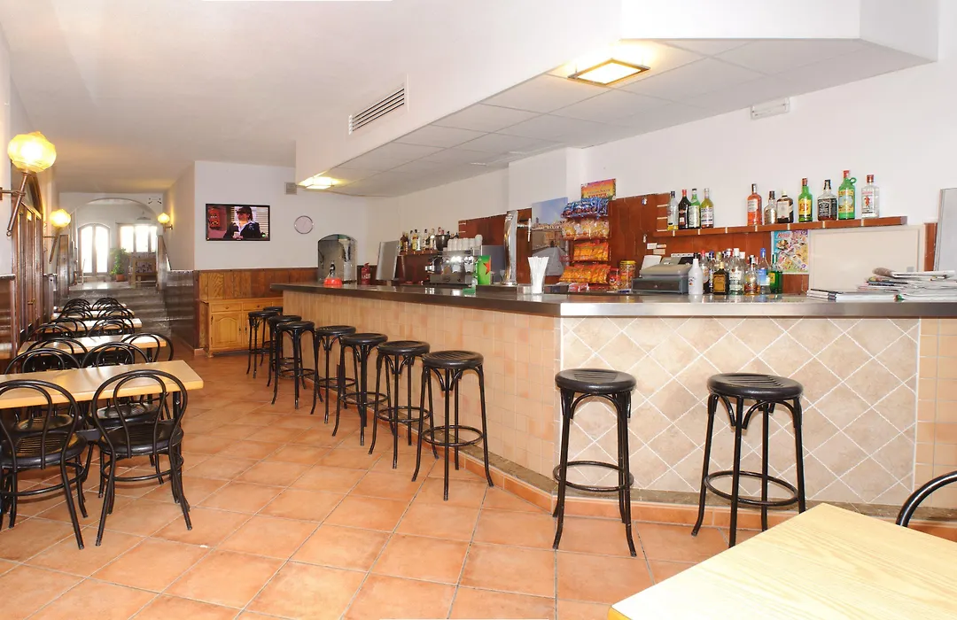 Hostal Montana-1