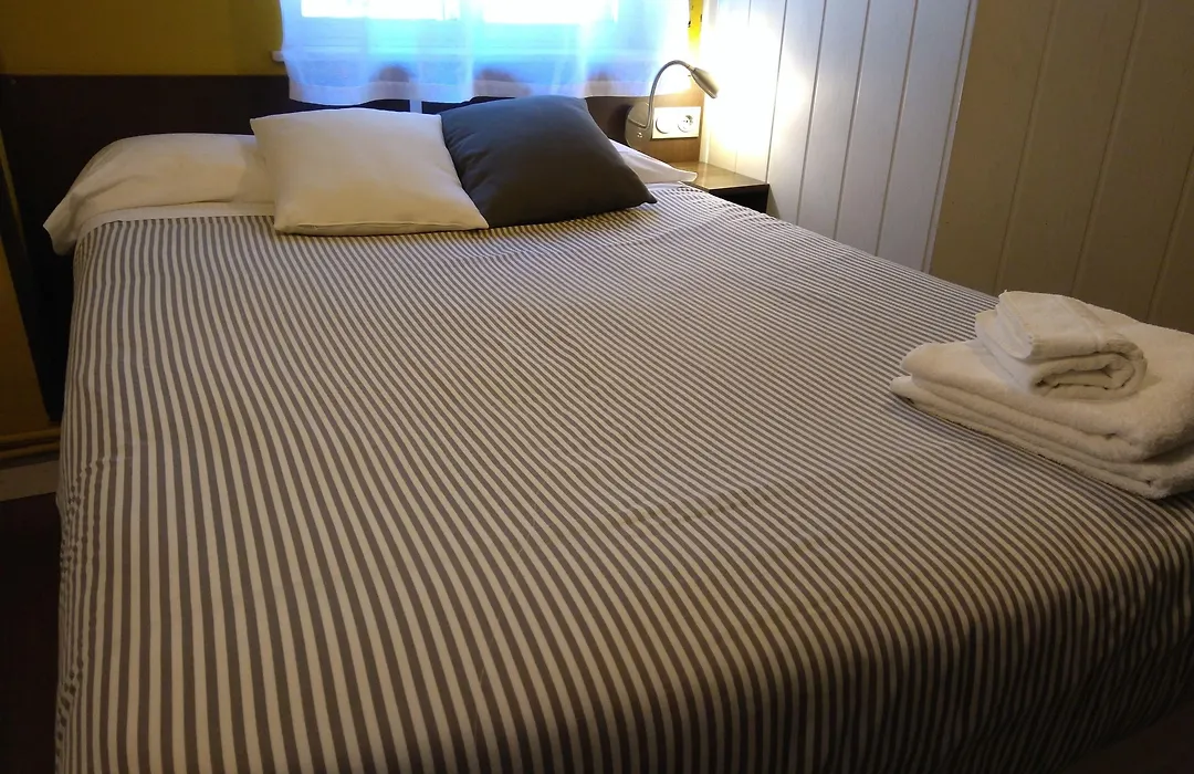 Hostal Gud Salamanca-1
