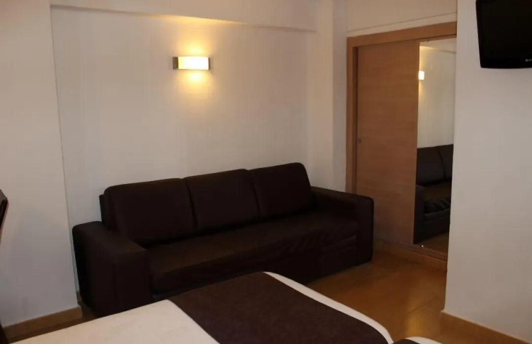 Hostal Rocamar-1