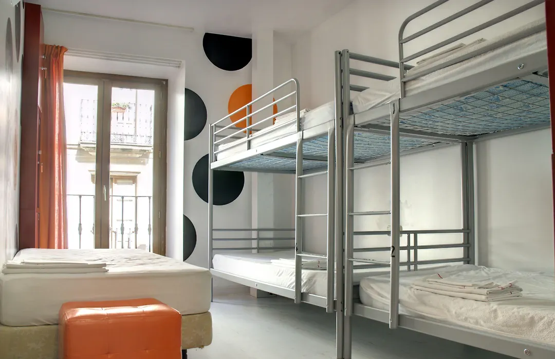 Albergue Revolutum Hostel-1