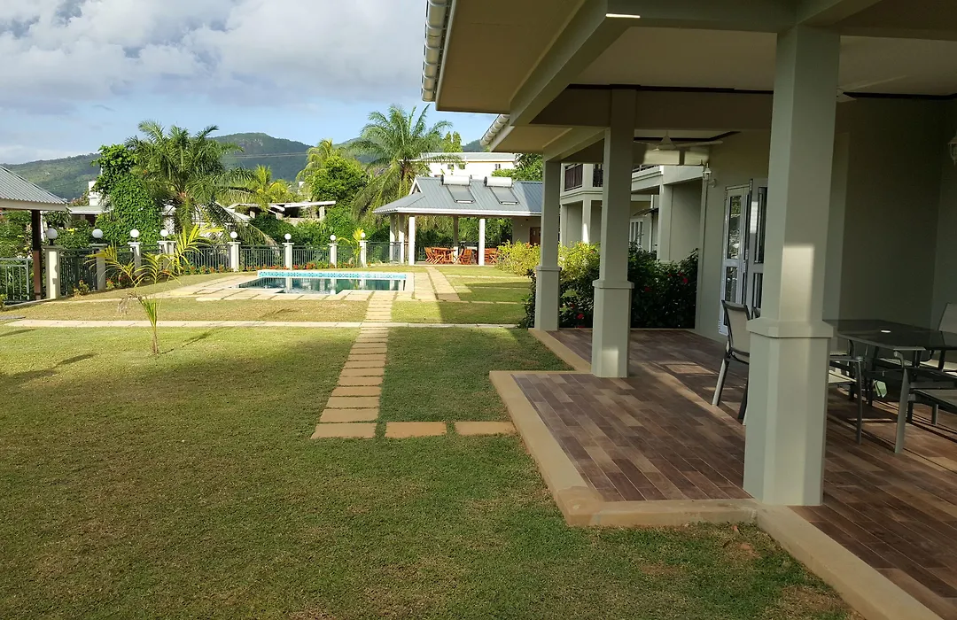 Bambous River Lodge-1