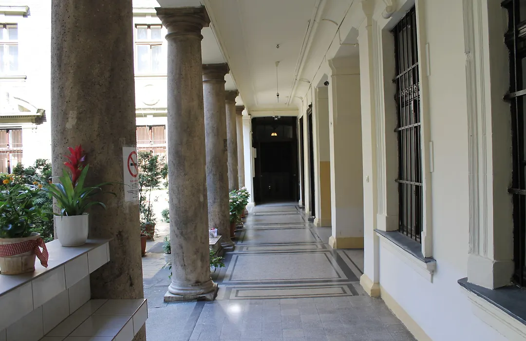 Omega Guesthouse Budapest-1