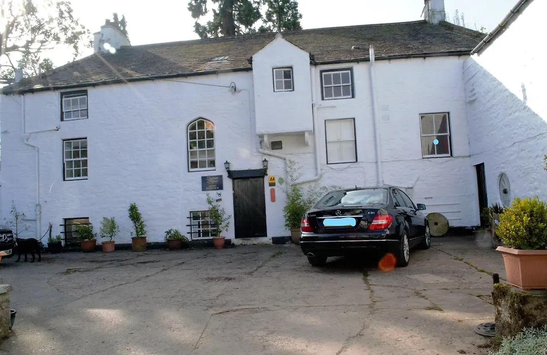 Lowbyer Manor Country House-1