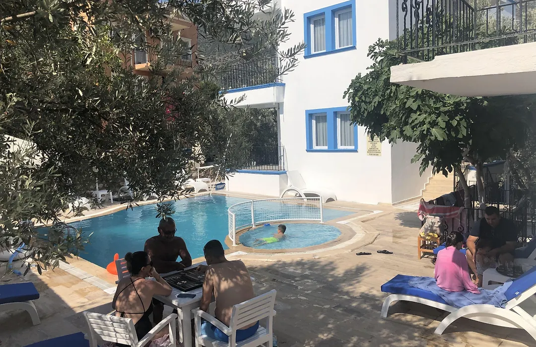 Lizo Hotel-1