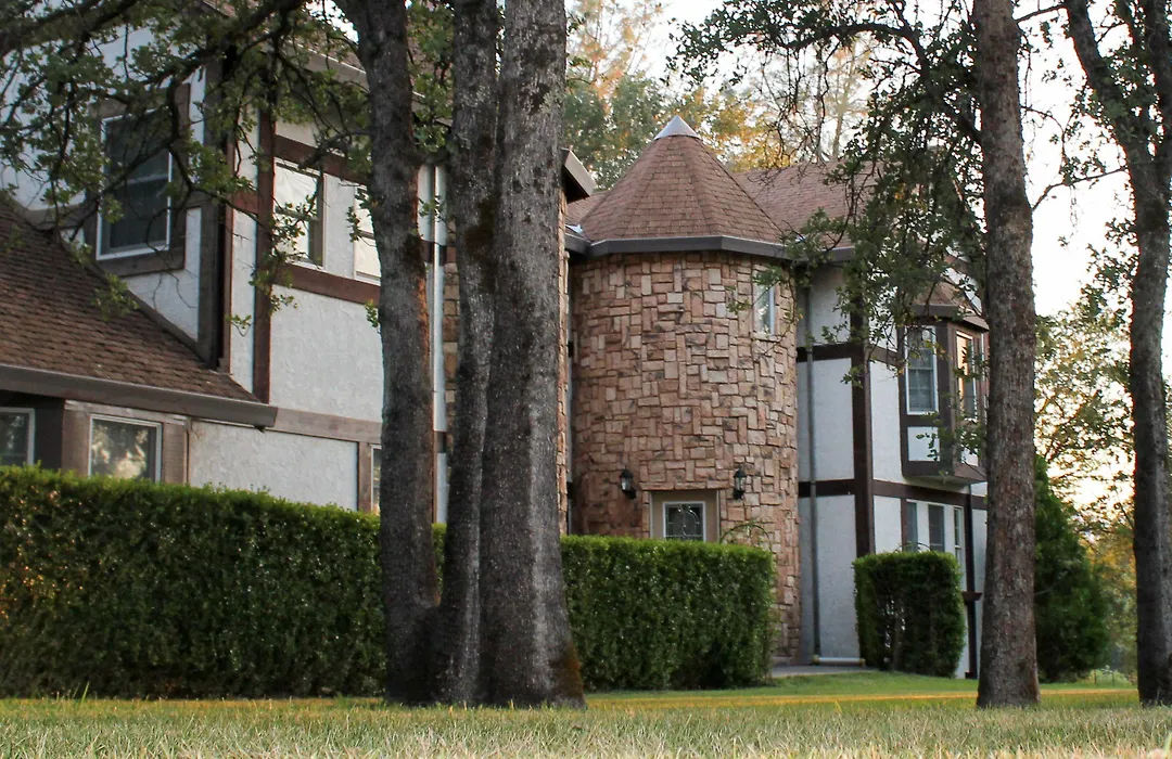 Hope Inn Redding-1