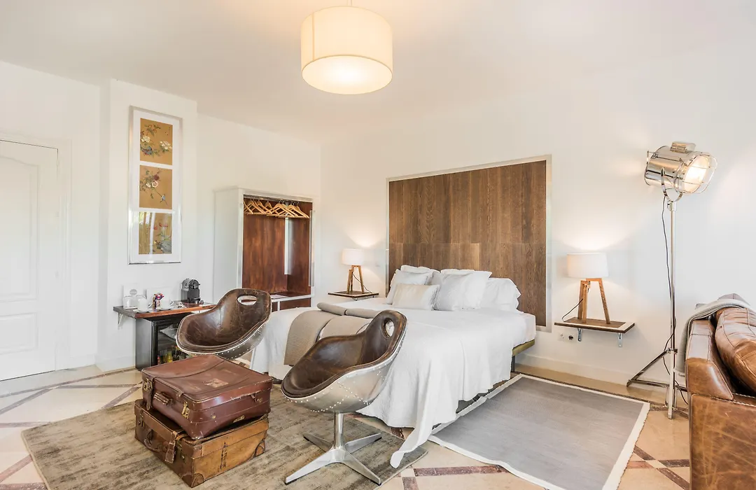 Molo 44 suites Puerto Banús-1