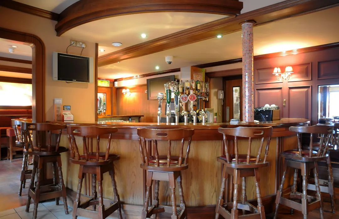 Barr Na Sraide Inn-1