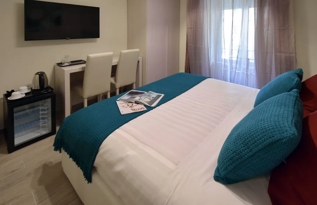 Cdr Guest House-1
