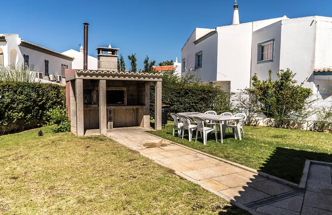 Albufeira Lounge Hostel-1