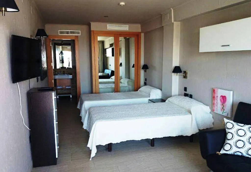 Hostal Playa Mazagon (El Remo)-1