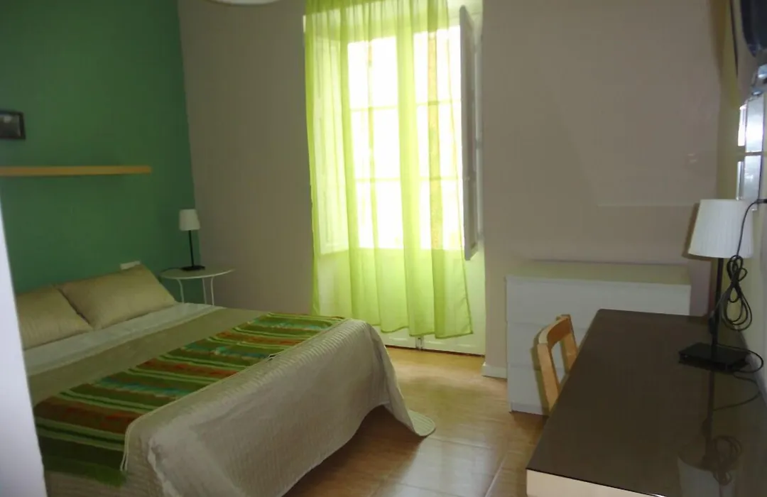 Pension Arena Alicante-1