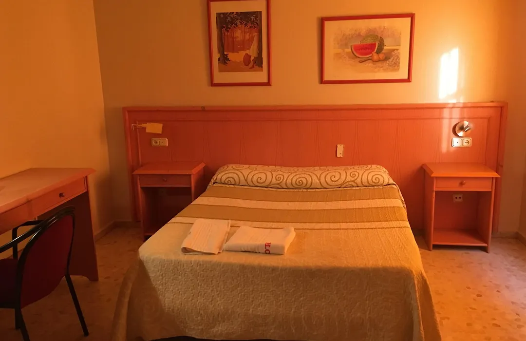 Hostal Carlos III-1
