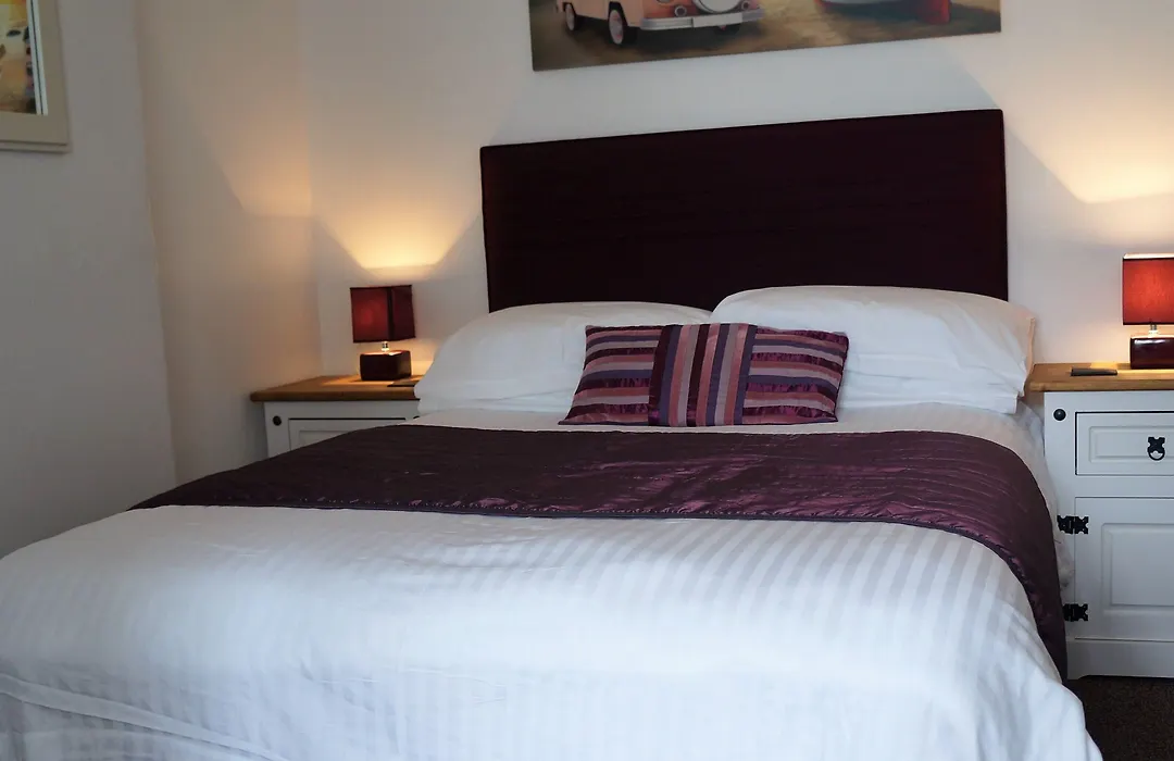 Links Side Guest House-1