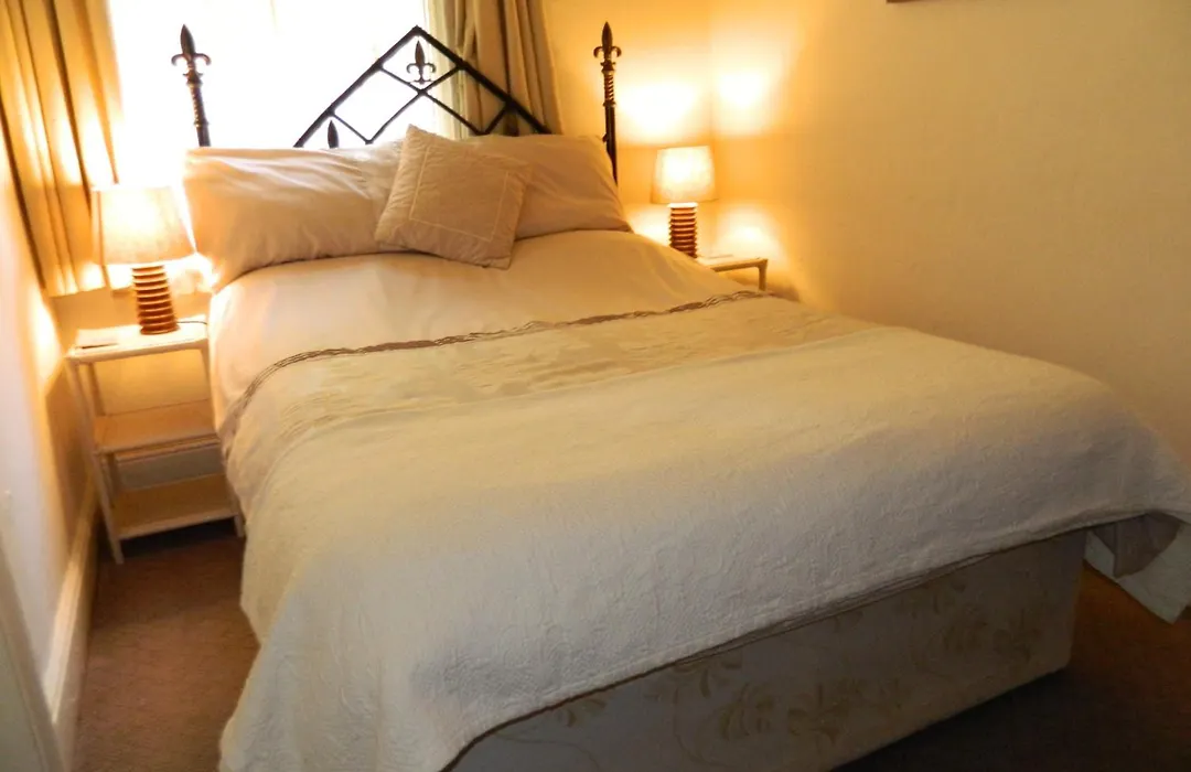 Stoneway Guest House-1