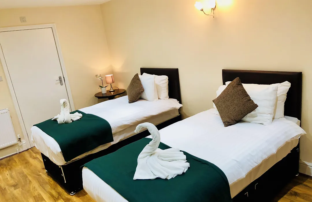 Hill Lodge-1