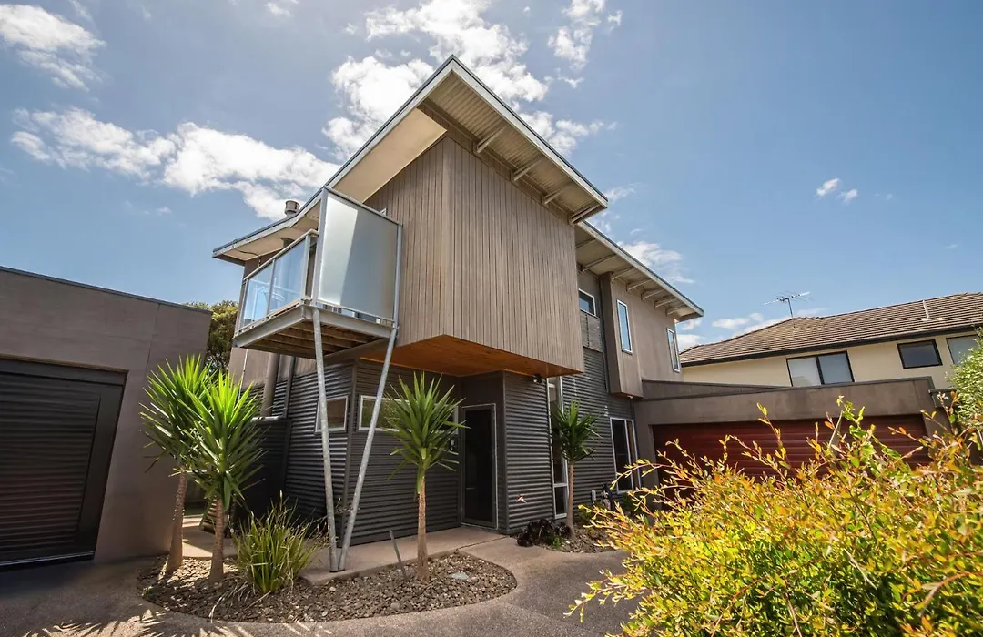 Summer Lane By Property Mums-1