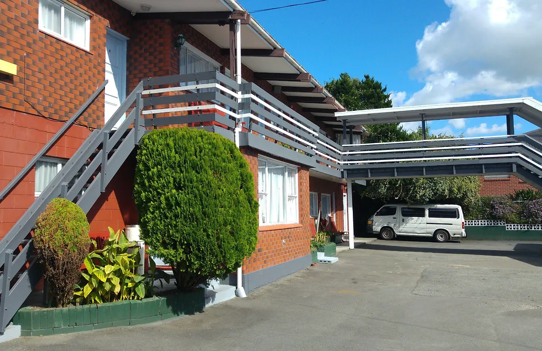 Redwood Lodge Motel-1