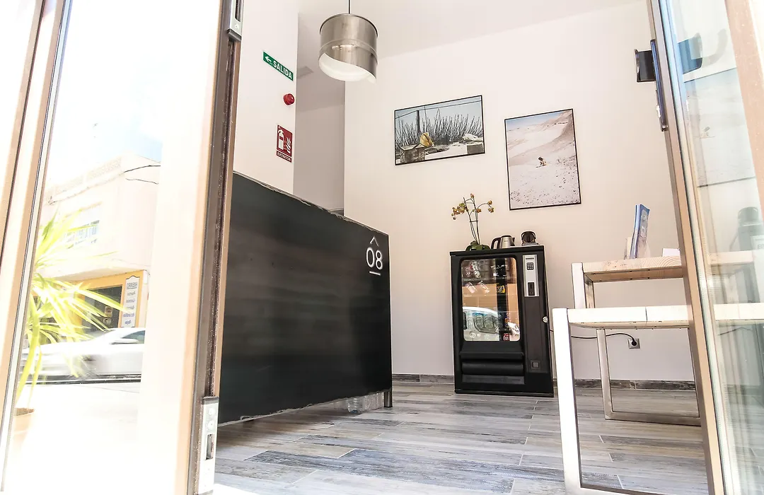 8 Rooms Tarifa-1