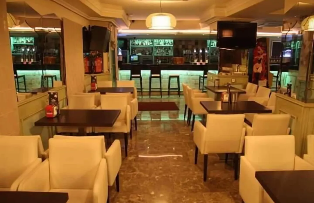 Hostal Macami-1