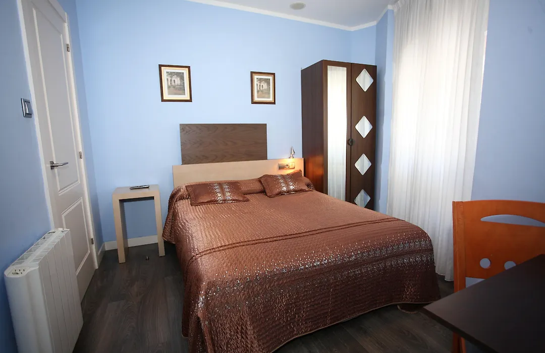 Pensión Jade-1
