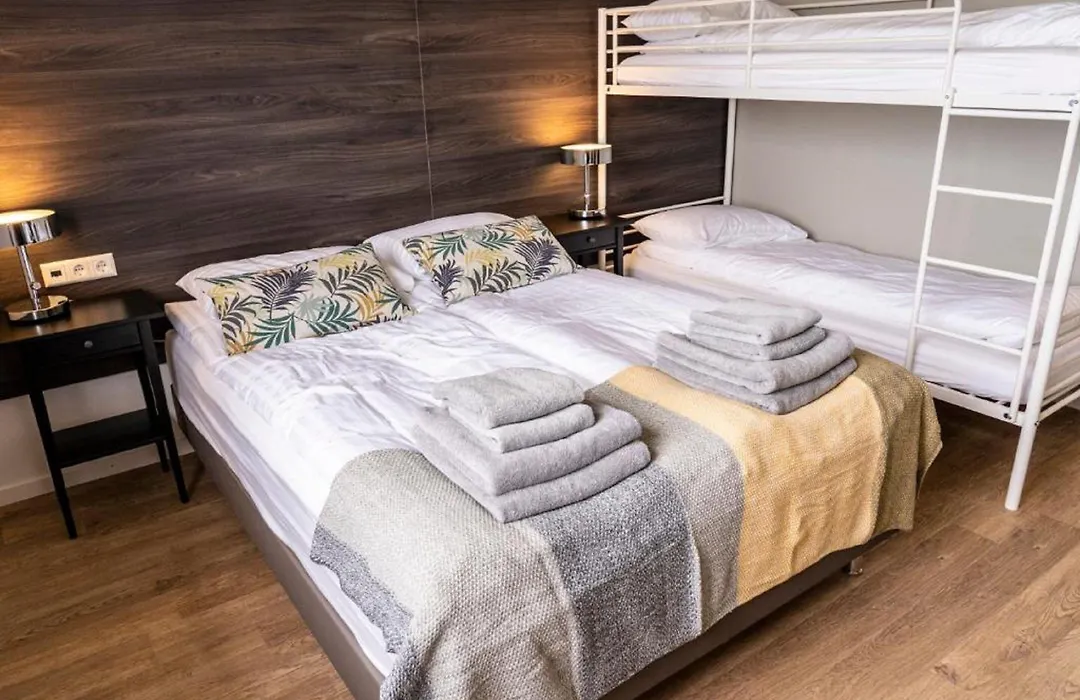 Black Beach Guesthouse-1