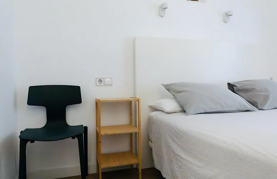 Hostal La Zona-1