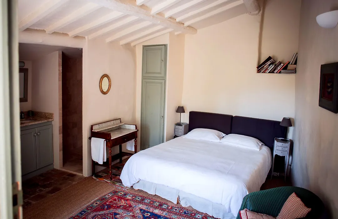 Ancienne Maison Des Gardes-1