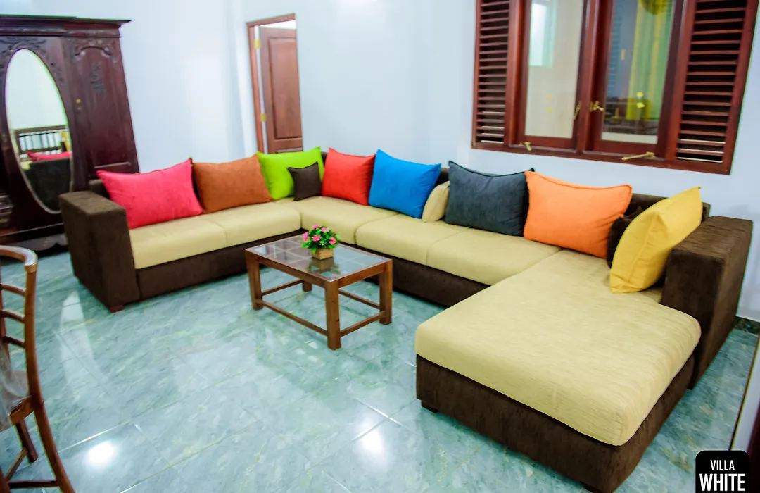 Villa White-1